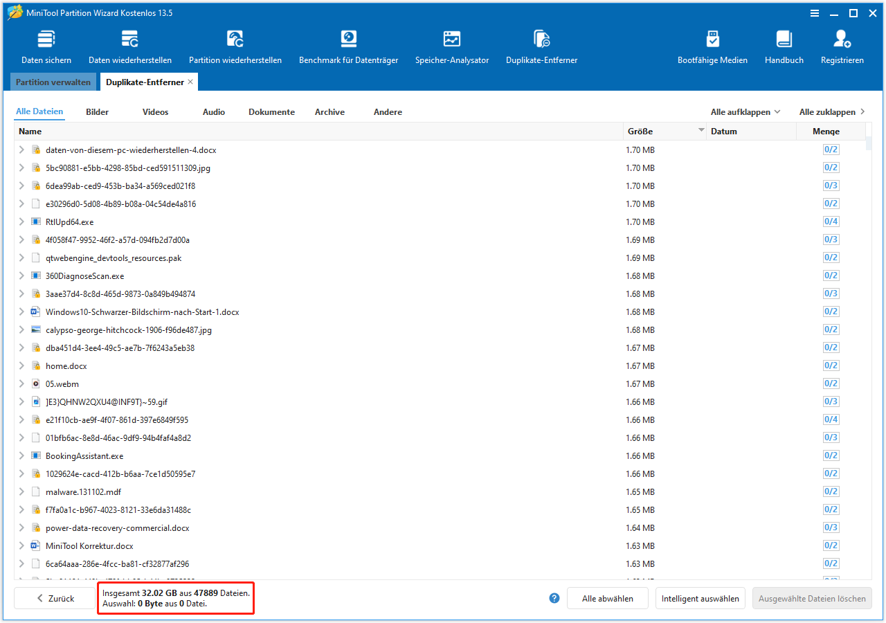 MiniTool Partition Wizard-Oberfläche mit den Ergebnissen des Scans nach doppelten Dateien in der unteren linken Ecke.