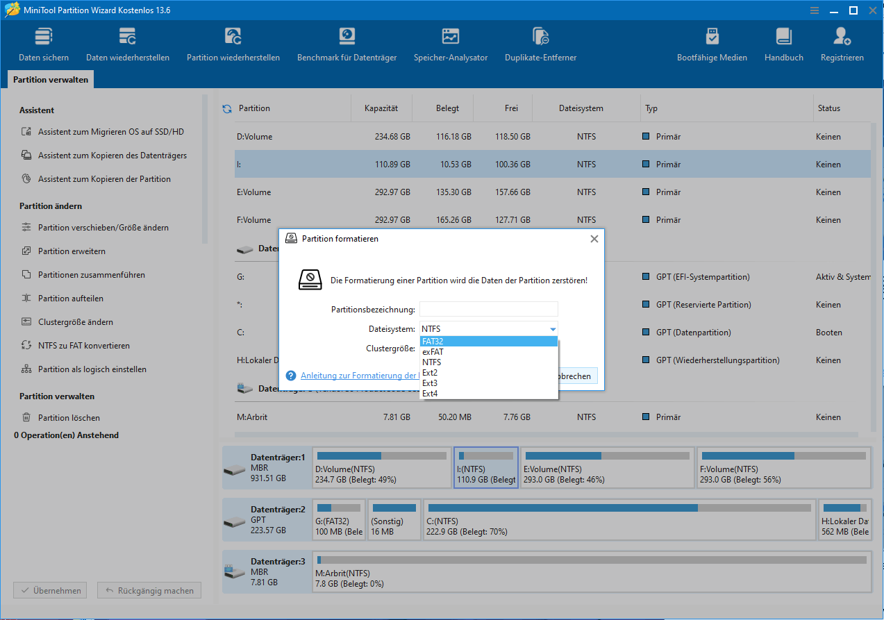 MiniTool Partition Wizard-Oberfläche mit hervorgehobener Option „Partition formatieren“ und Fenster zur Auswahl des Dateisystems.