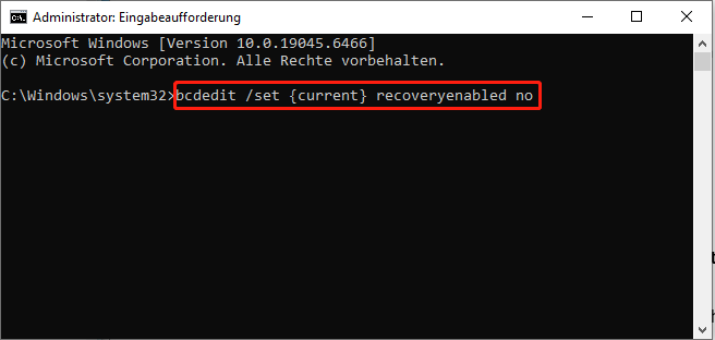 Eingabeaufforderungsfenster mit laufendem Befehl zur Deaktivierung der automatischen Reparatur beim Systemstart.
