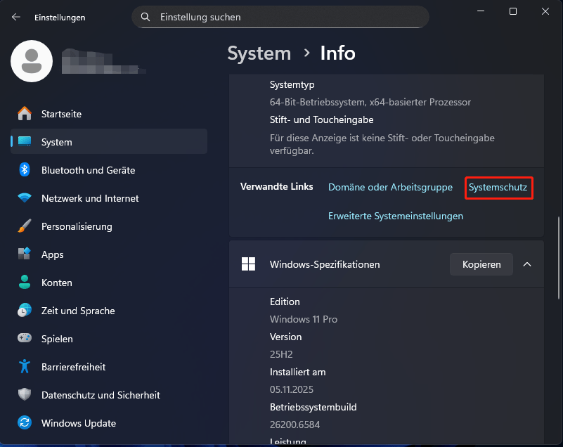 Die Seite Info in den Einstellungen mit dem ausgewählten Link Computerschutz.