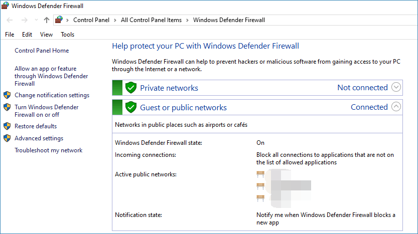「Windows Defender ファイアウォールを介したアプリまたは機能を許可する」をクリックします