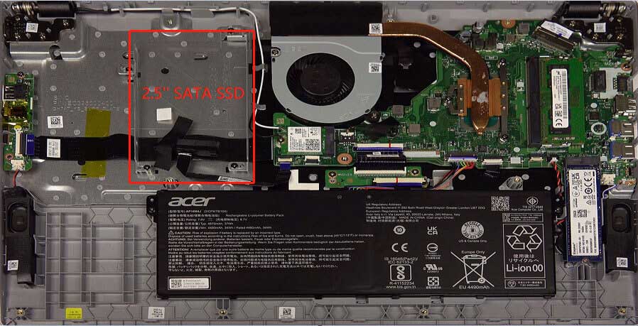 Acer Aspire 3 A315-56-594wにおける2.5インチSATA SSDの位置