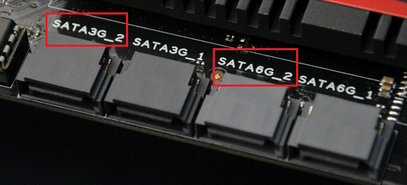 SATA SSDのラベルにSATA 2やSATA 3と記載されている写真