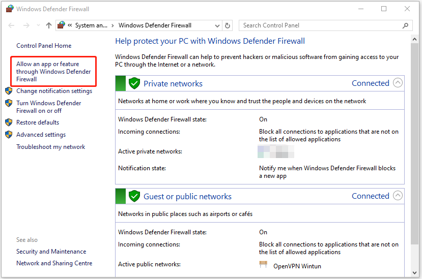 klik Izinkan aplikasi atau fitur melalui Windows Defender Firewall