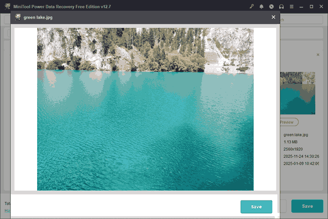 An image of a green lake is shown in the embedded preview window within MiniTool Power Data Recovery interface.