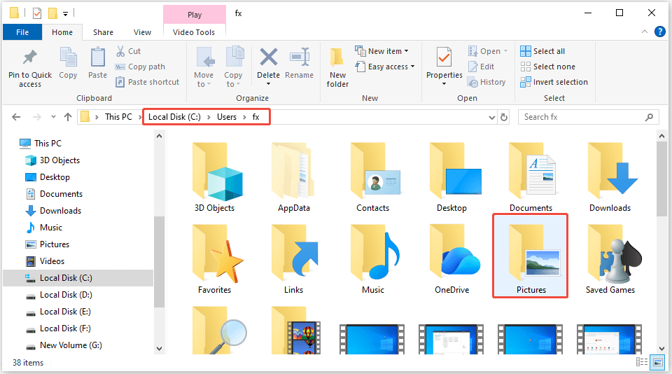The Pictures folder highlighted with its path shown in the File Explorer address bar.