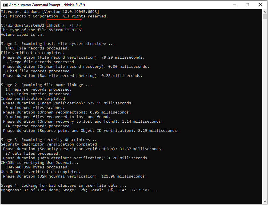 Ejecute el comando CHKDSK en el símbolo del sistema