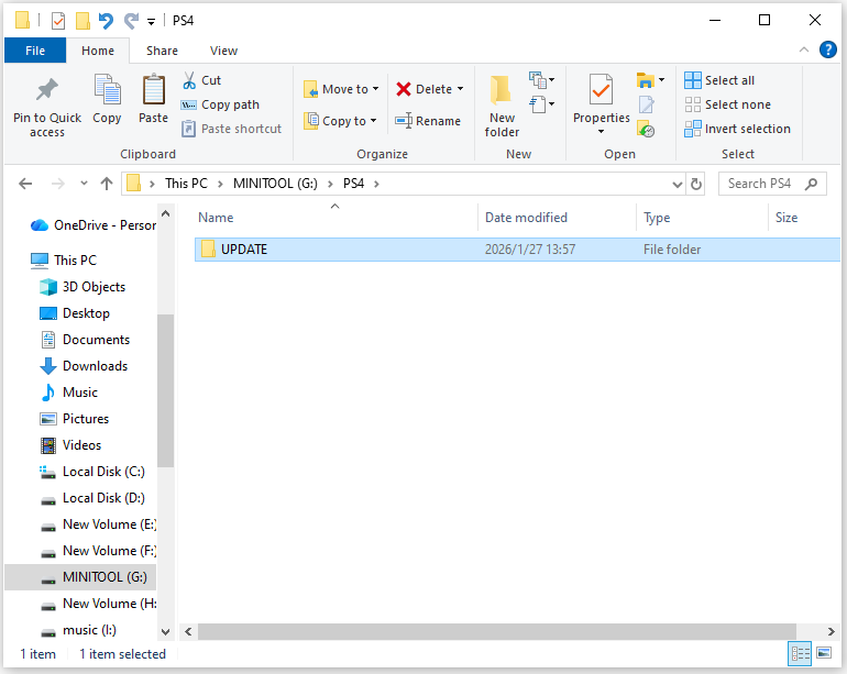 The File Explorer interface for creating an UPDATE folder.
