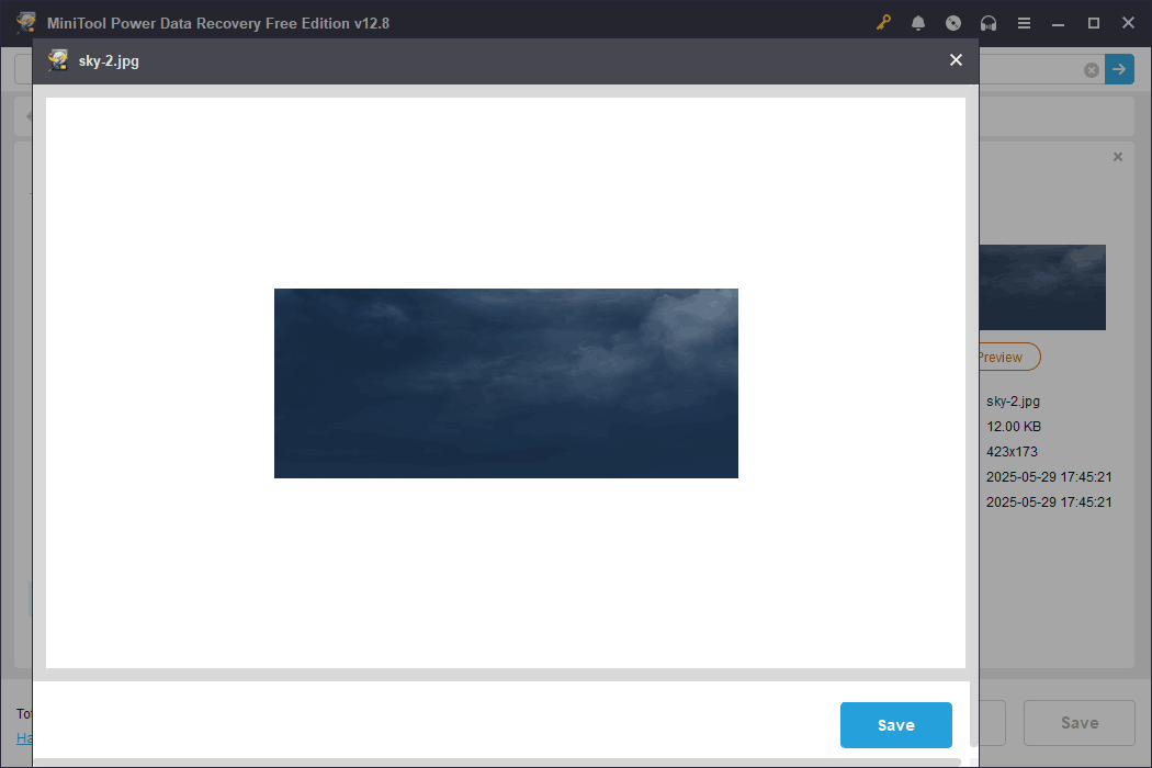 A preview window showing a dark sky embedded in the MiniTool Power Data Recovery interface.