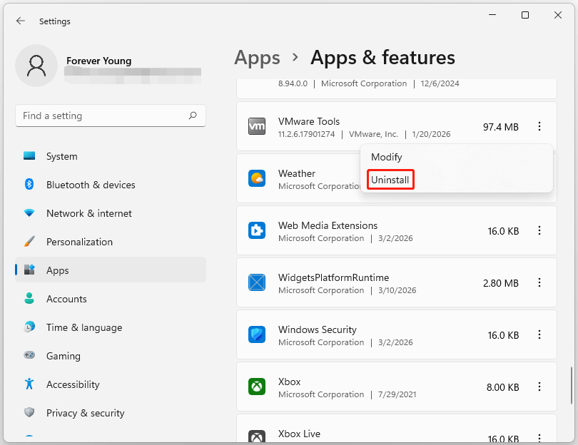 The Windows Settings interface with the Uninstall option selected.