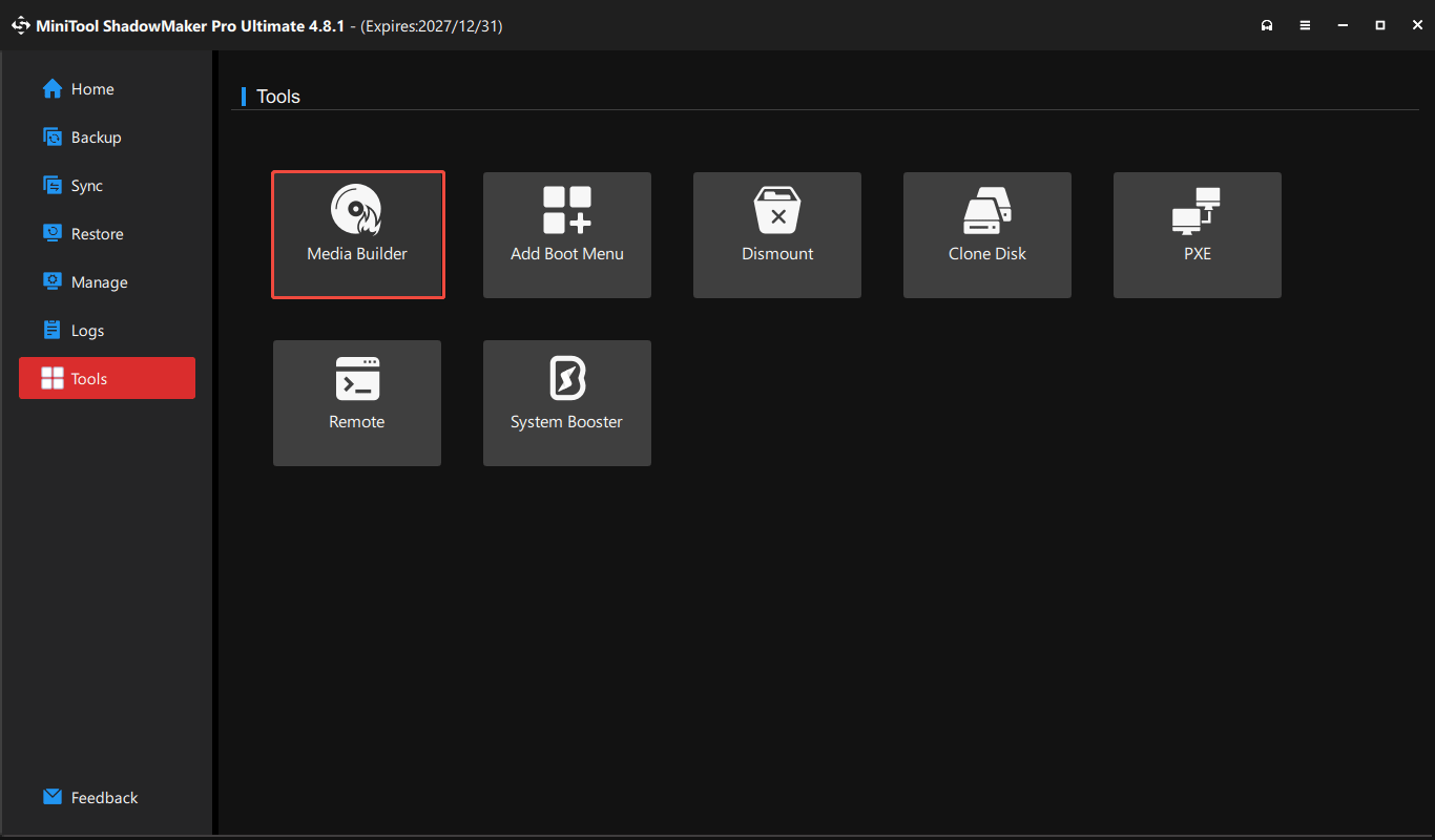 The MiniTool ShadowMaker interface with Media Builder selected for bootable media creation.