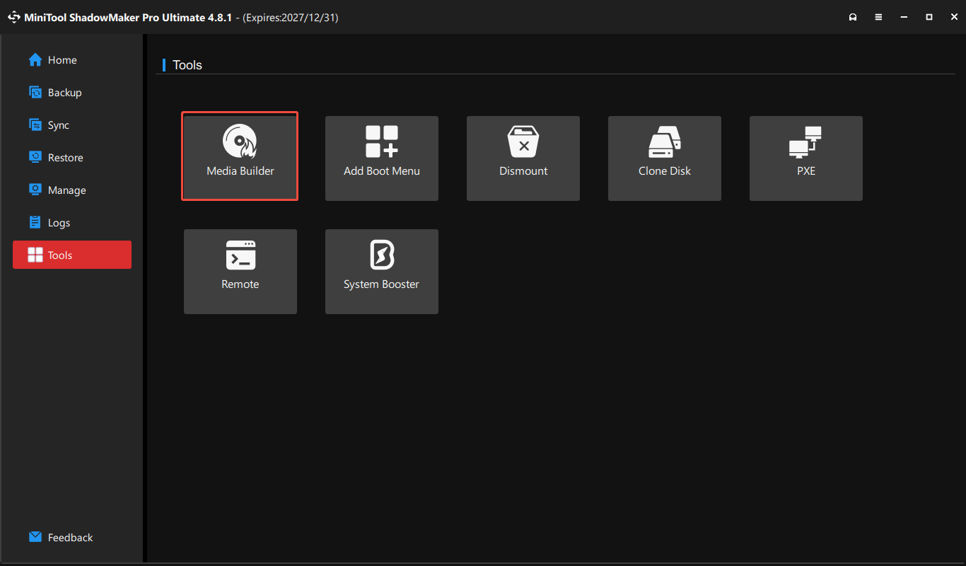 The MiniTool ShadowMaker window with Media Builder selected to create a bootable USB drive.