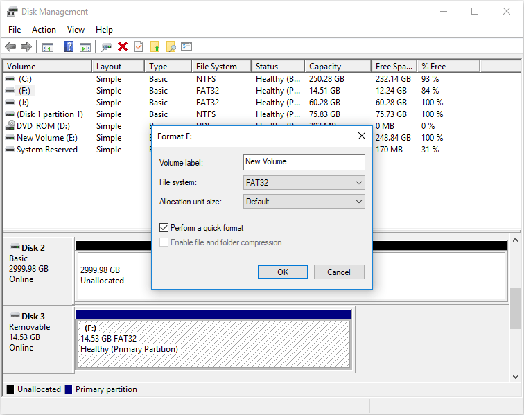 formatear la partición de la unidad flash USB en Administración de discos