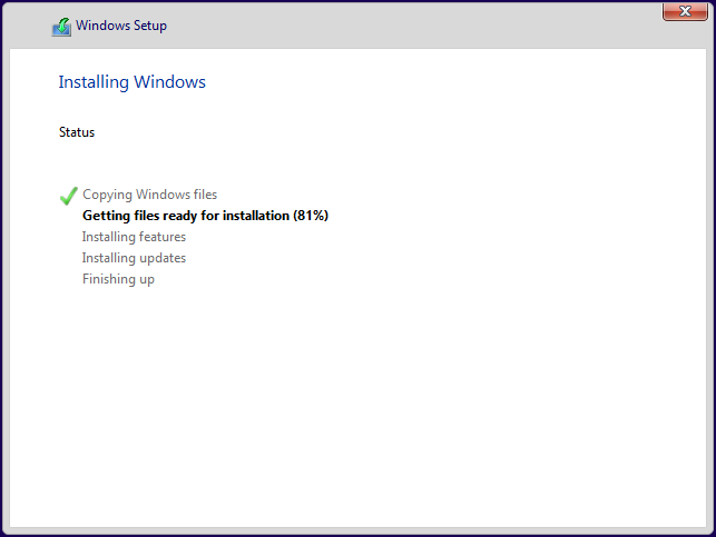 Installazione di Windows 10 in corso