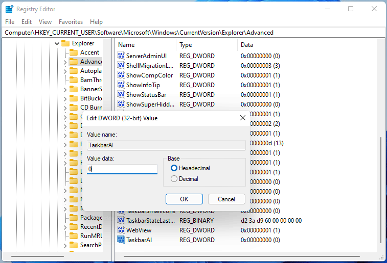 customize Windows 11 taskbar