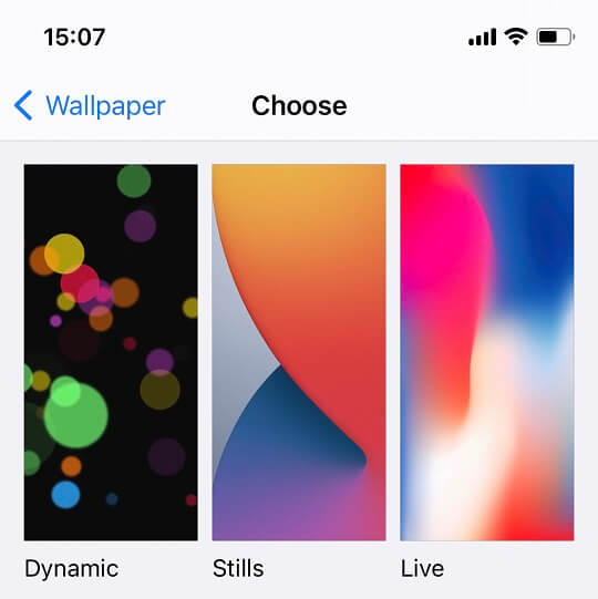 set up a dynamic lock screen on iPhone