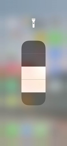 iPhone adjust flashlight brightness