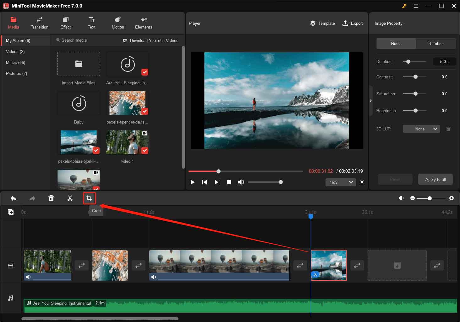 click on the Crop icon in MiniTool MovieMaker