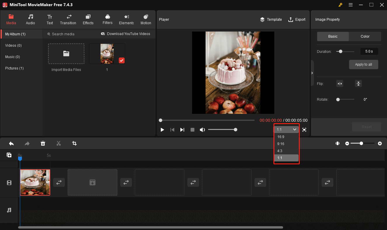 Change aspect ratio of image in the editing page of MiniTool MovieMaker