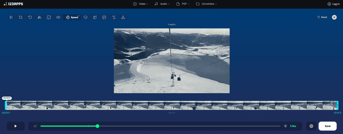 Beschleunigen Sie ein WebM-Video auf der Online Video Cutter Website