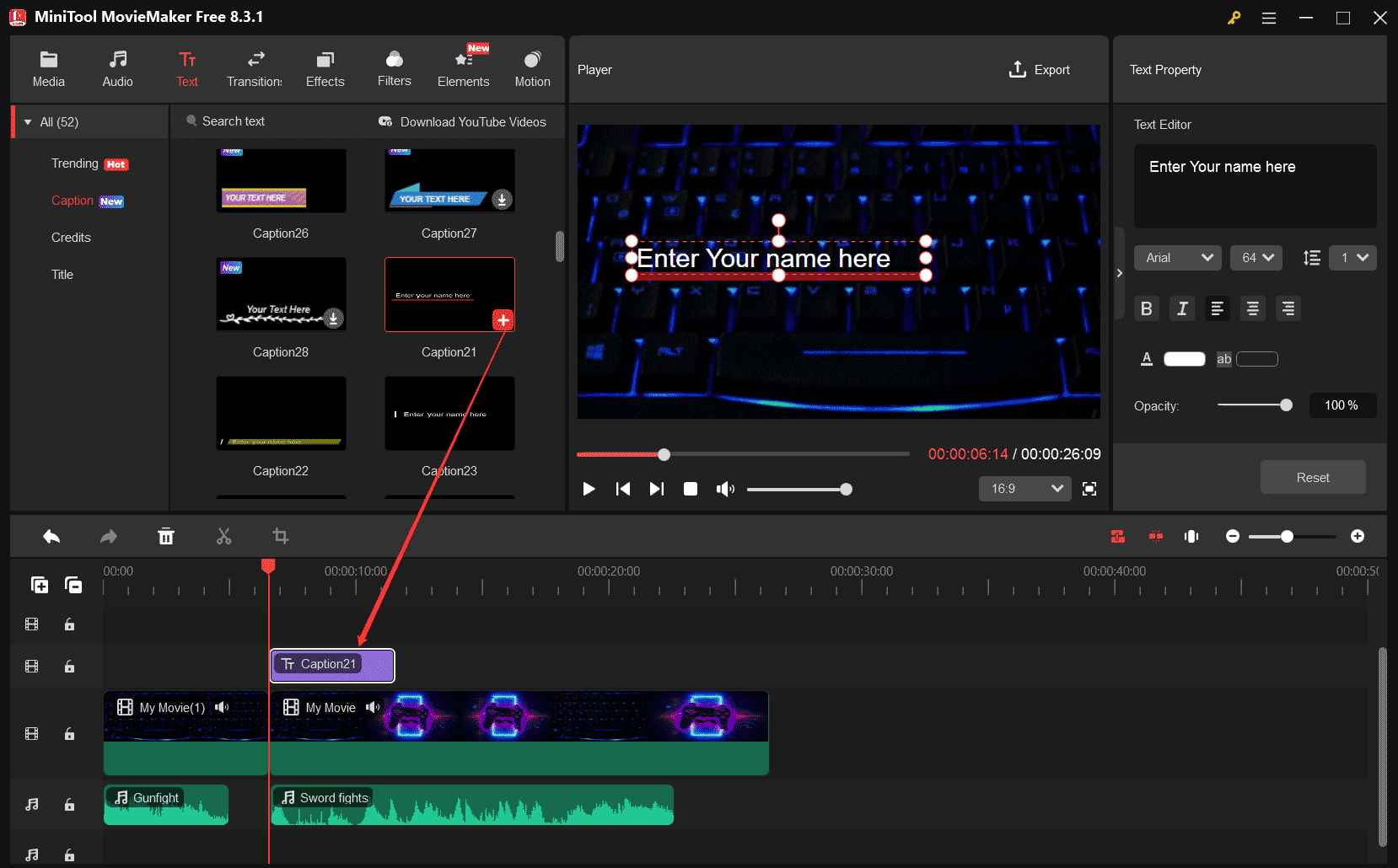MiniTool MovieMakerの「Text」タブをクリックして「Caption」サブタブを選択し、キャプションテンプレートをダウンロードしたら、プラス（＋）アイコンをクリックしてタイムラインに追加