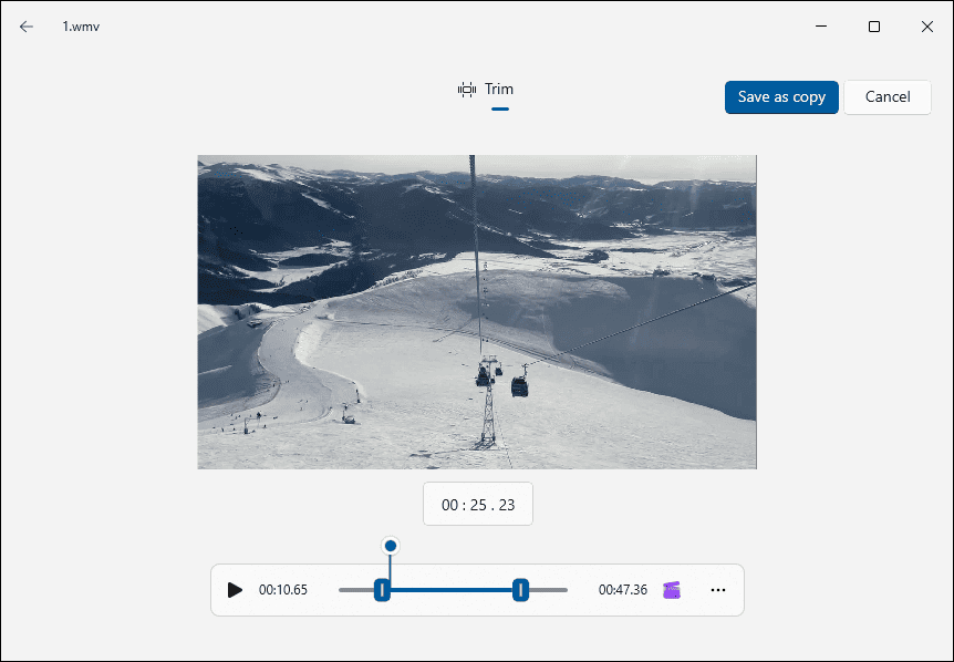 Trimming handles below the video preview in the Photos app.