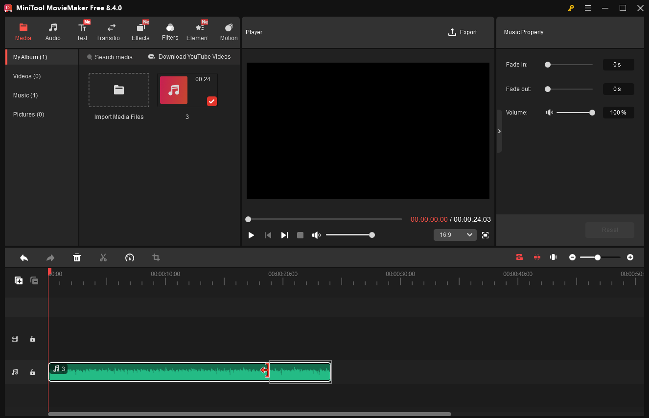 The Trim icon being dragged on the timeline of the MiniTool MovieMaker interface.