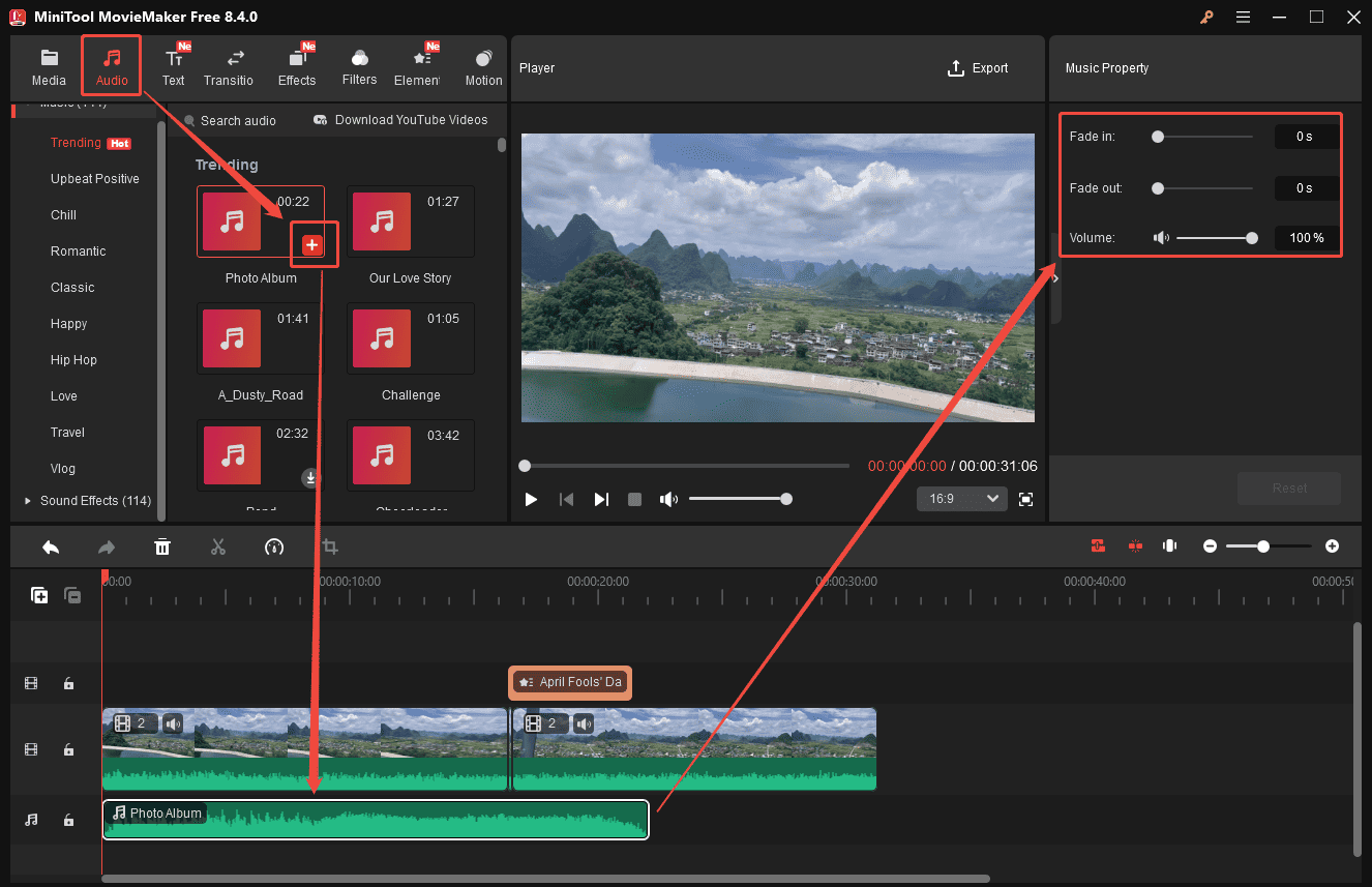MiniTool MovieMakerで動画に音楽や効果音を追加する手順を示すスクリーンショット