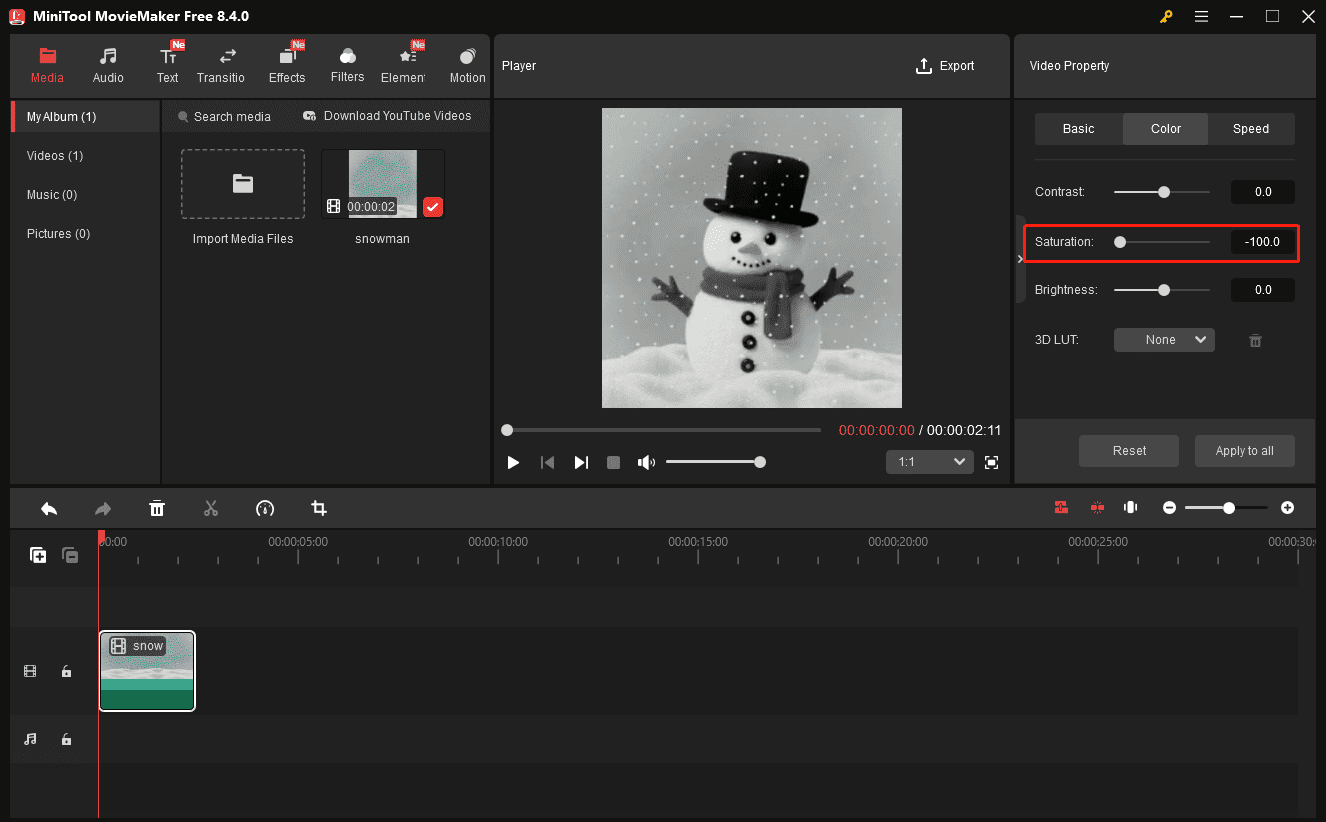 MiniTool MovieMaker-Oberfläche mit der Sättigung auf -100 im rechten Fensterbereich.