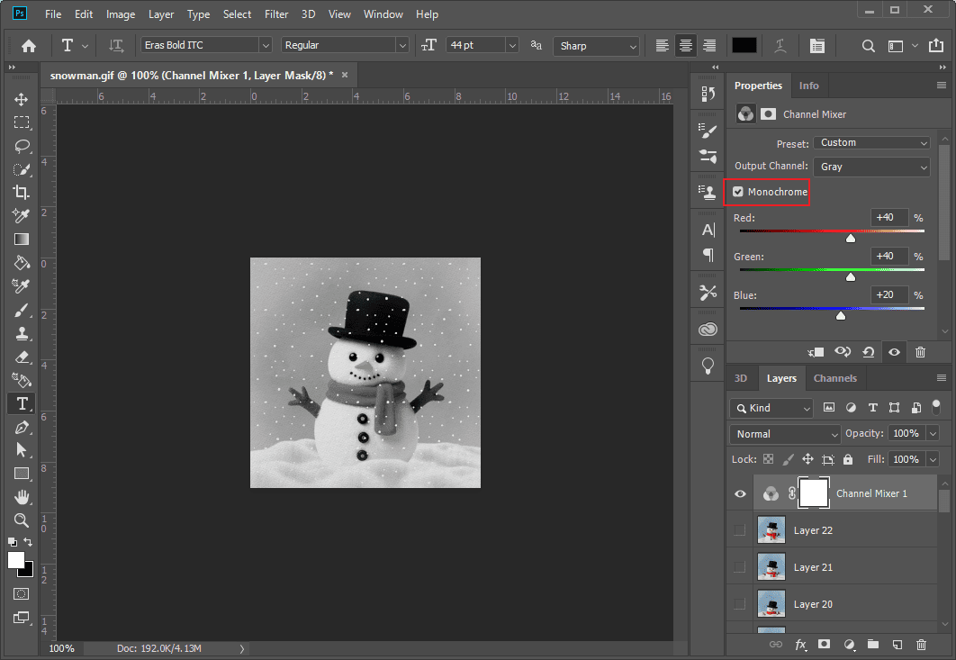 Die aktivierte Monochrom-Funktion in den Eigenschaften des Kanalmixers im rechten Bereich der Photoshop-Benutzeroberfläche.