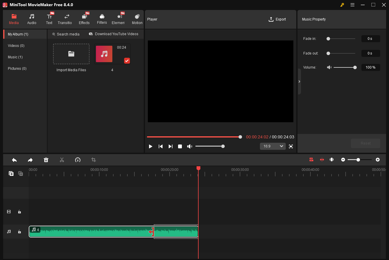 Das Symbol Trimmen wird auf der Zeitleiste von MiniTool MovieMaker gezogen.