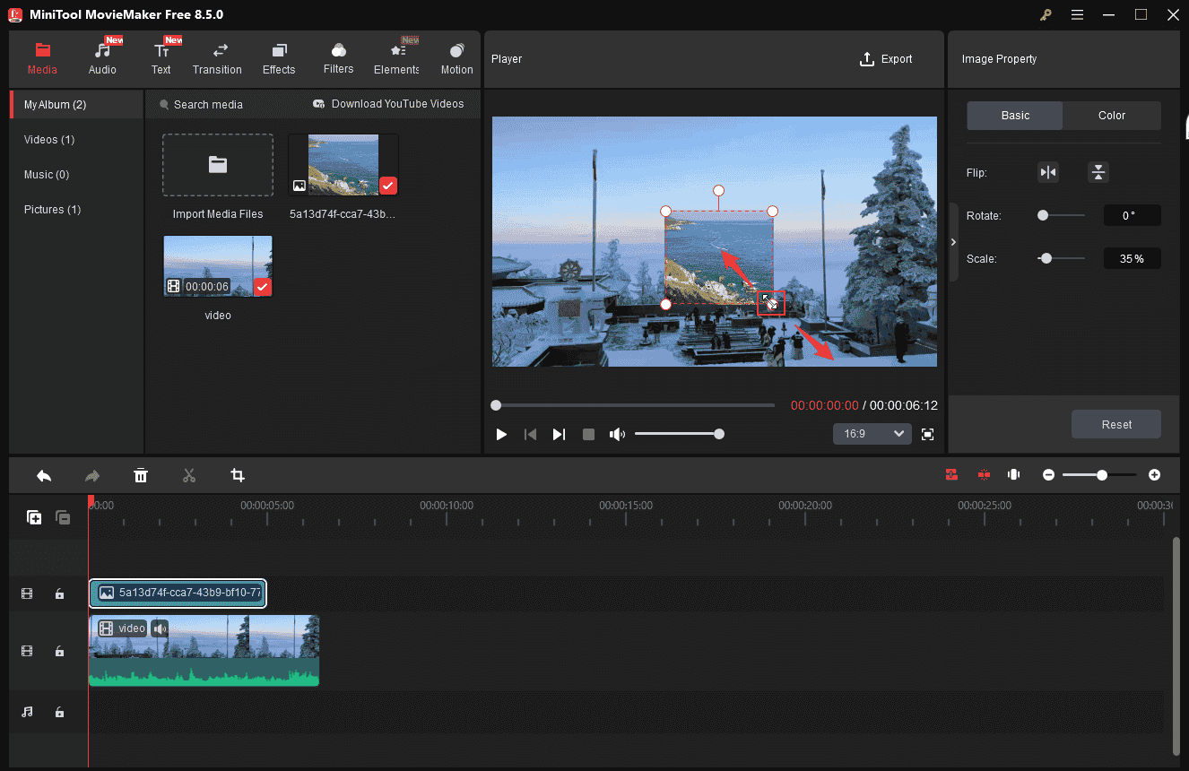 MiniTool MovieMaker interface showing how to scale the picture layer in the Player window.
