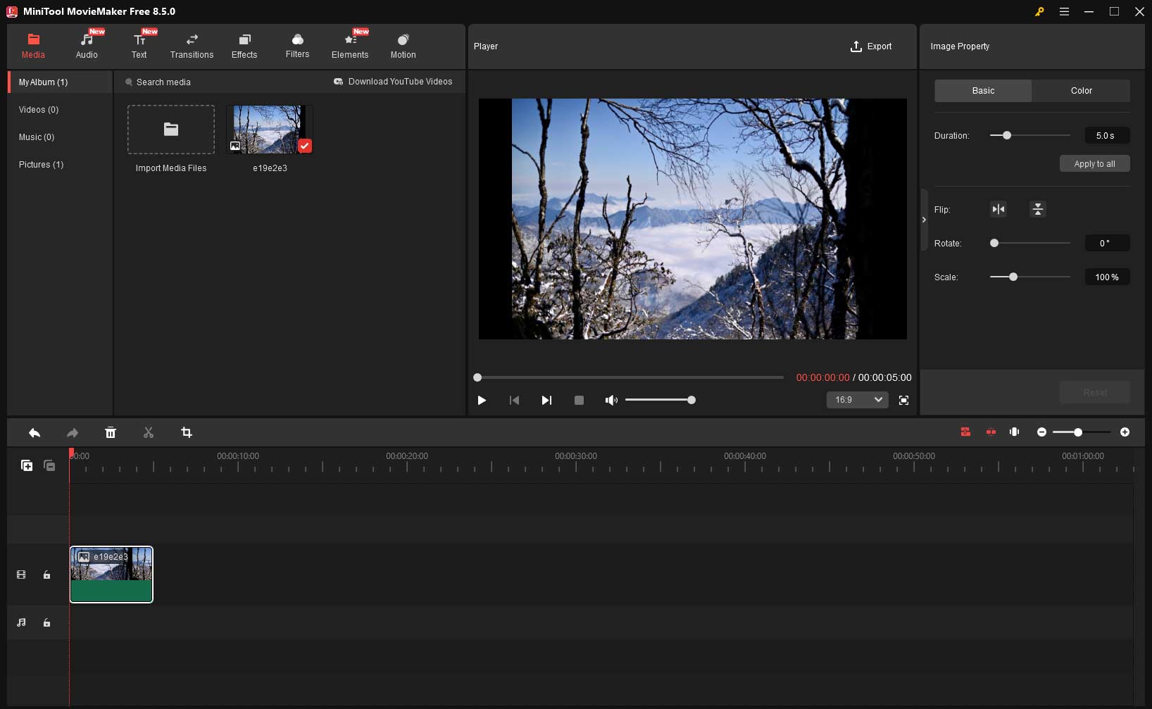 MiniTool MovieMakerでPNG画像を編集している様子