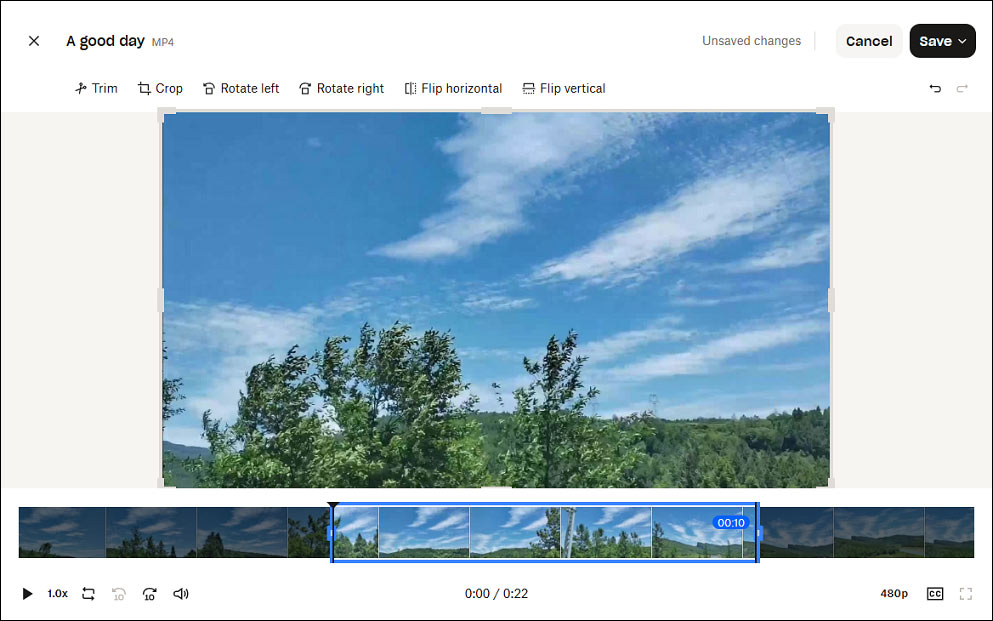 MiniTool MovieMaker interface showing how to trim a video on the timeline.