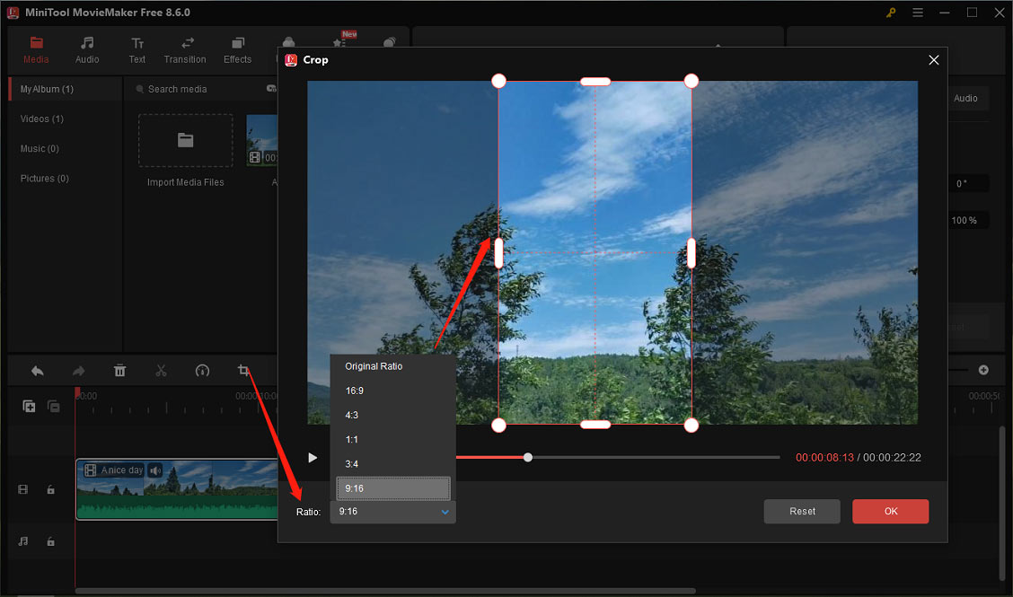 MiniTool MovieMaker interface showing how to crop a video.