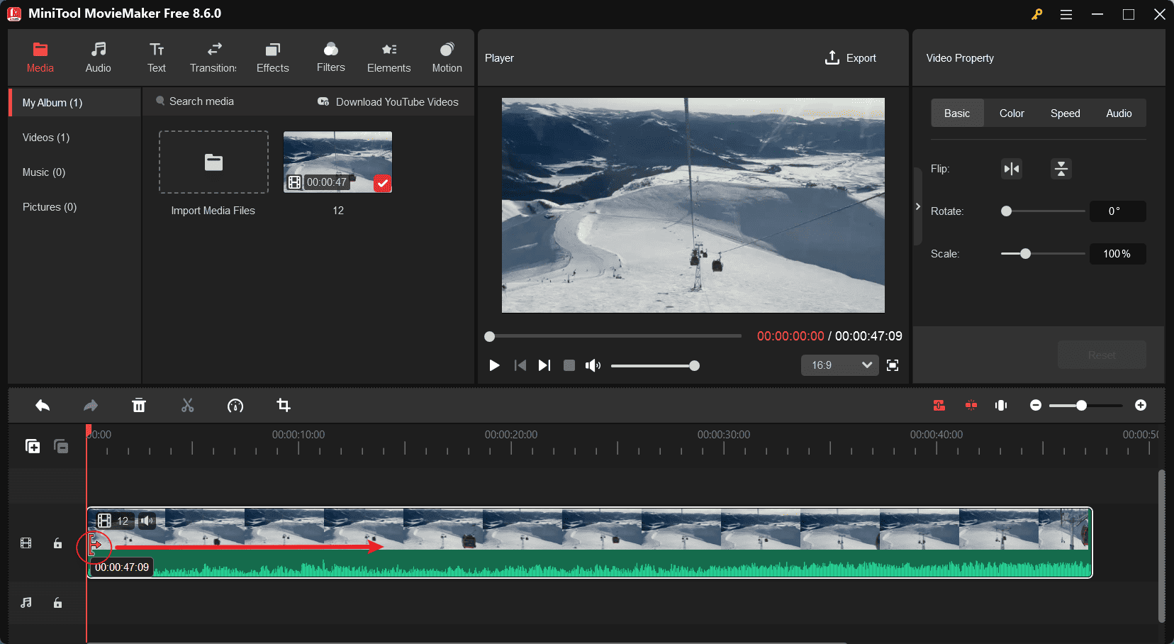 MiniTool MovieMaker interface showing how to trim a video.