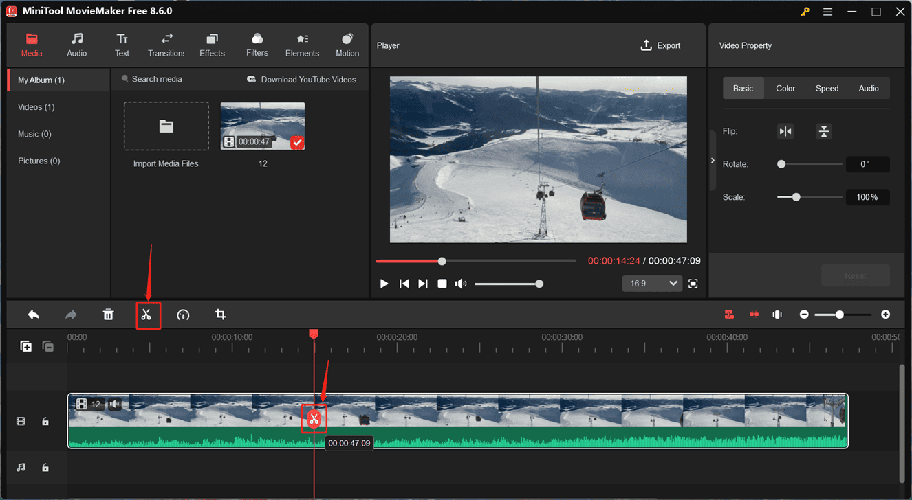 MiniTool MovieMaker interface showing how to split a video.