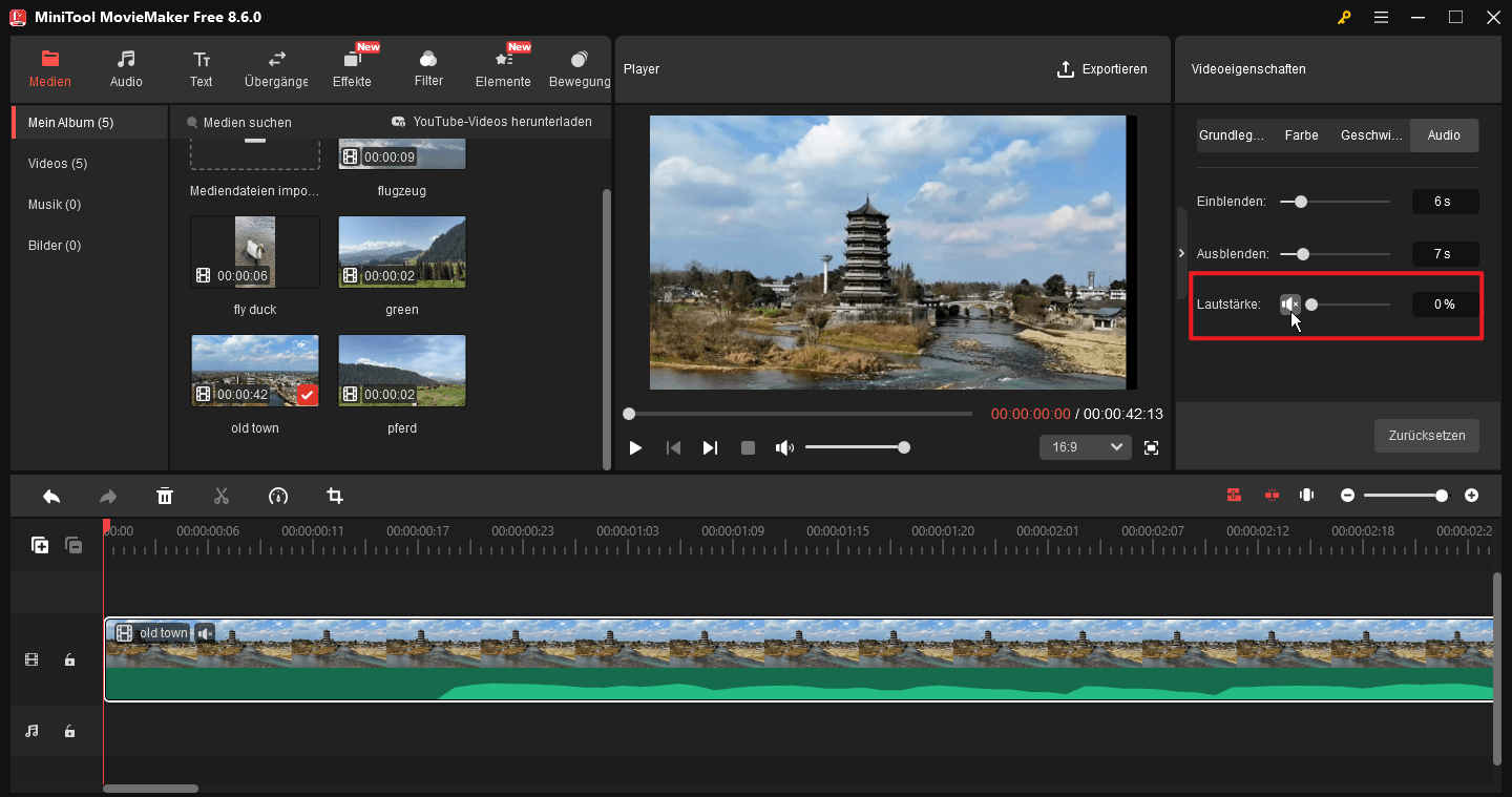 Den integrierten Ton eines Videos in MiniTool MovieMaker stummschalten.