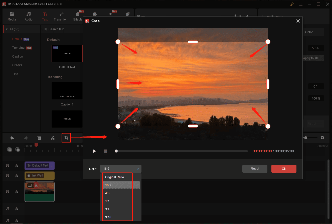 MiniTool MovieMaker interface showing how to crop a photo.
