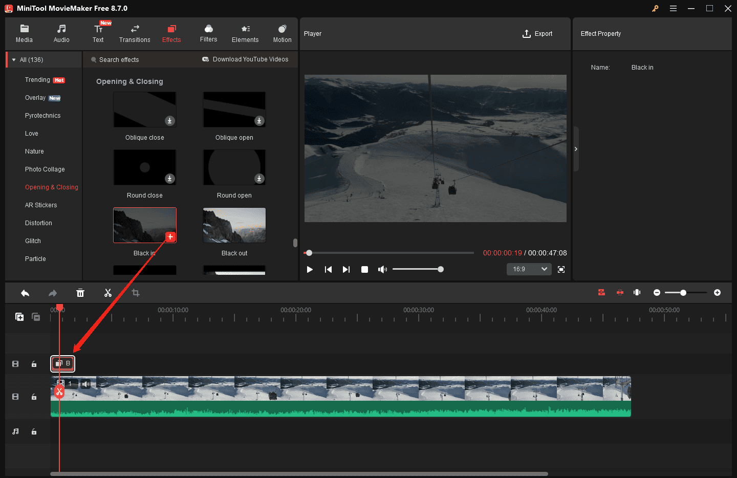 MiniTool MovieMaker interface showing how to add an opening effect to the video.