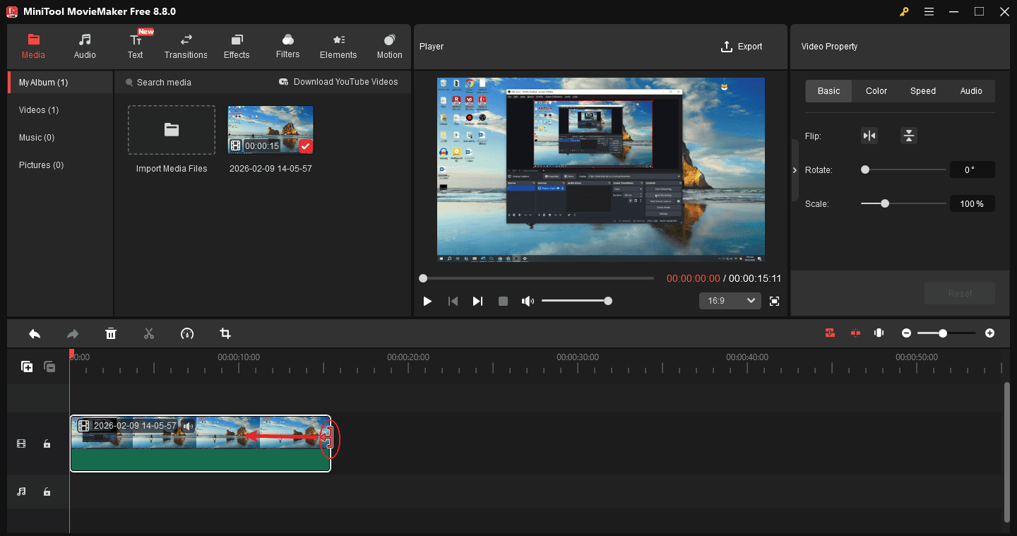 MiniTool MovieMaker interface showing how to trim a video on the timeline.