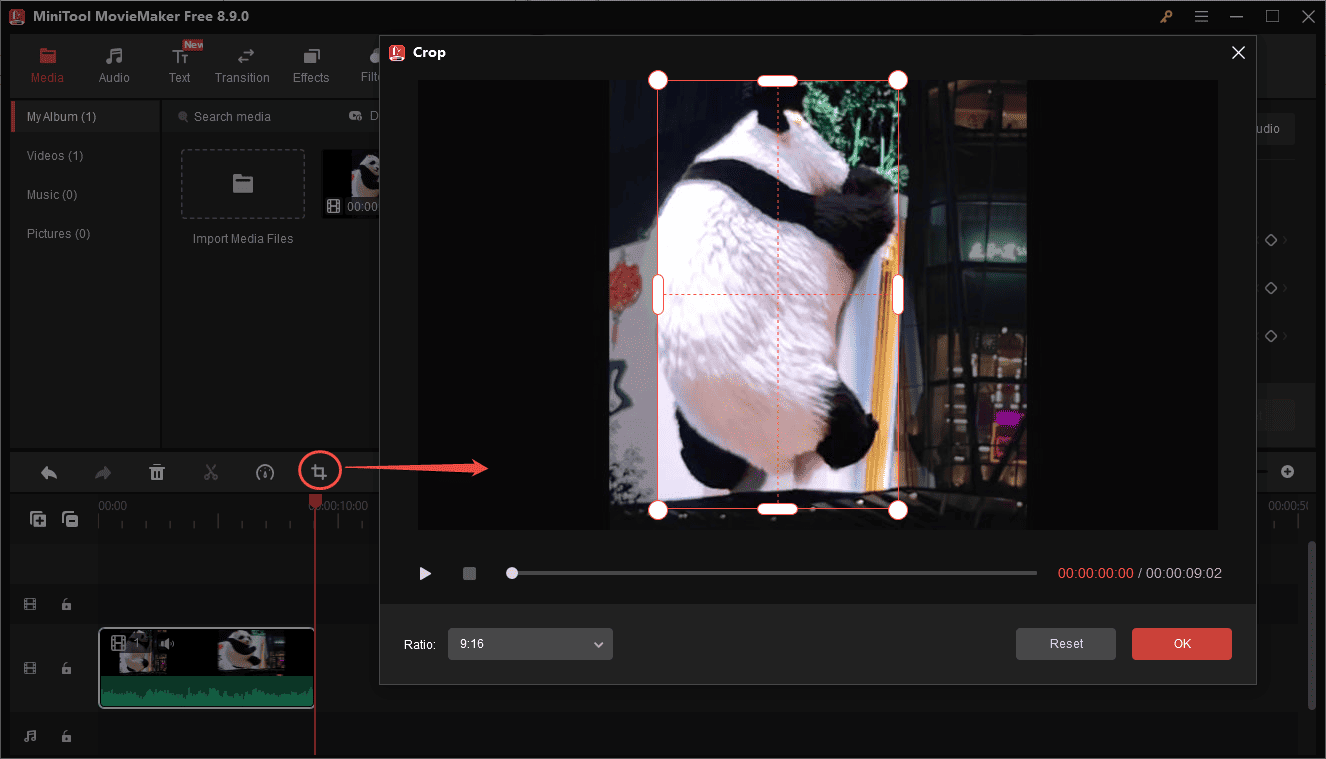 MiniTool MovieMaker interface showing how to crop a video.