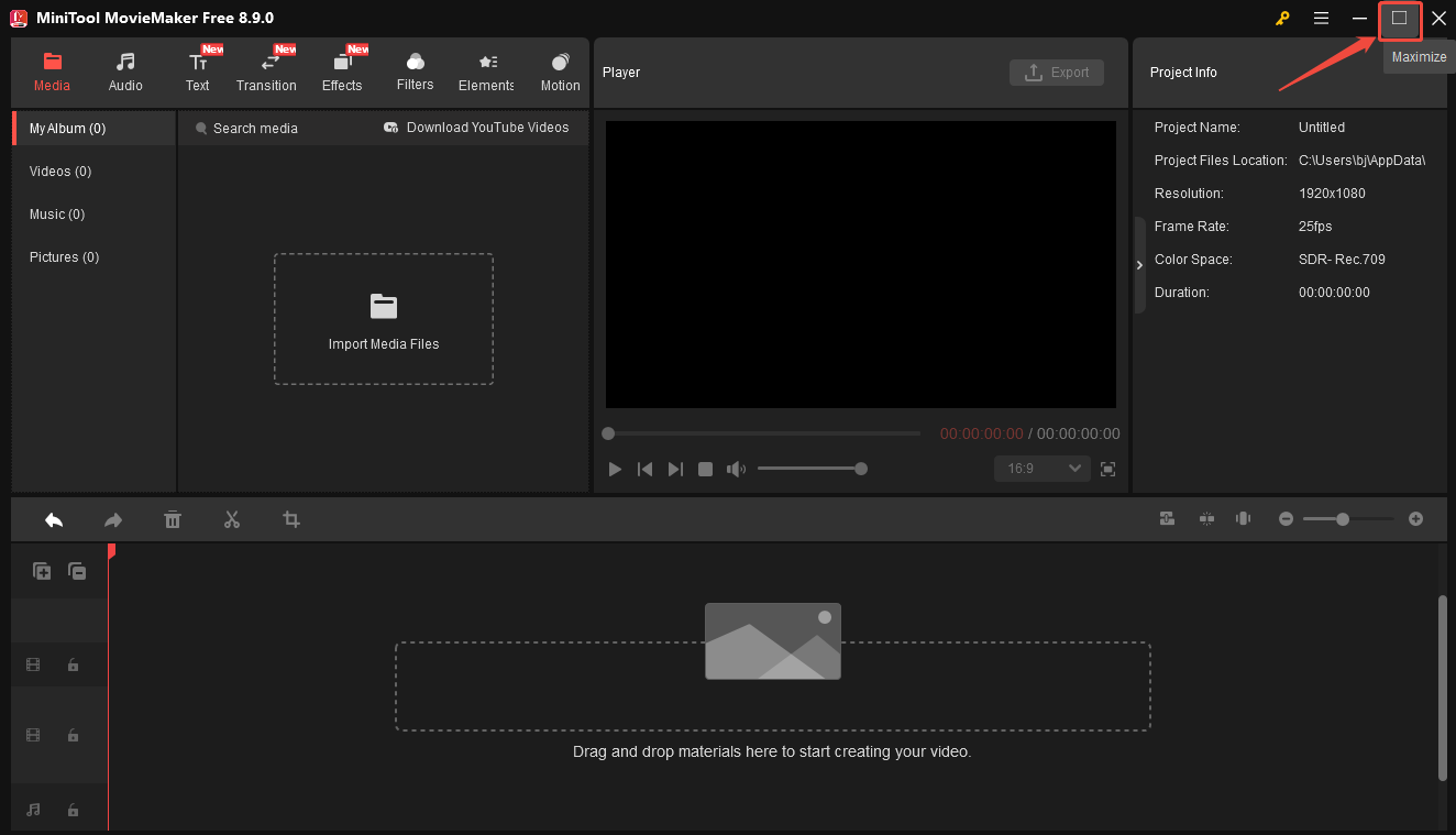 MiniTool MovieMaker interface with the selected Maximize option in the top-right corner.
