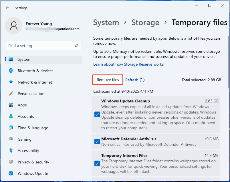 screenshot showing deleting temp files in Settings