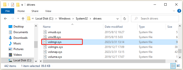 copy the volmgr.sys file from a working computer