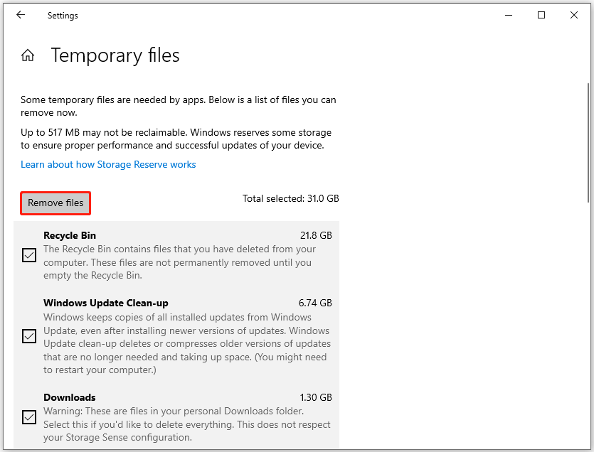 The Remove files option selected to clear temporary files in Windows Settings.