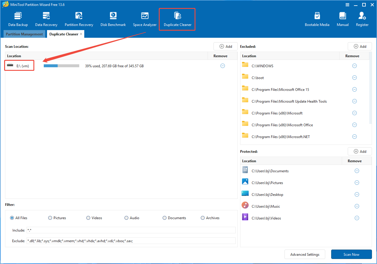 MiniTool Partition Wizard Duplicate Cleaner window with the selected E drive scan location.