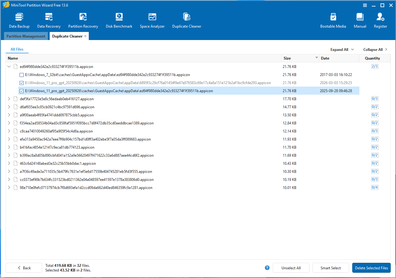 MiniTool Partition Wizard Duplicate Cleaner window with the selected duplicate files to delete.