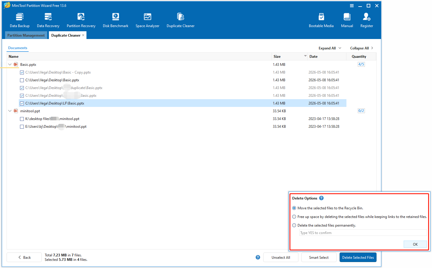 MiniTool Partition Wizardインターフェイスの左下隅で選択された「選択したファイルを削除」オプションが選択されています。