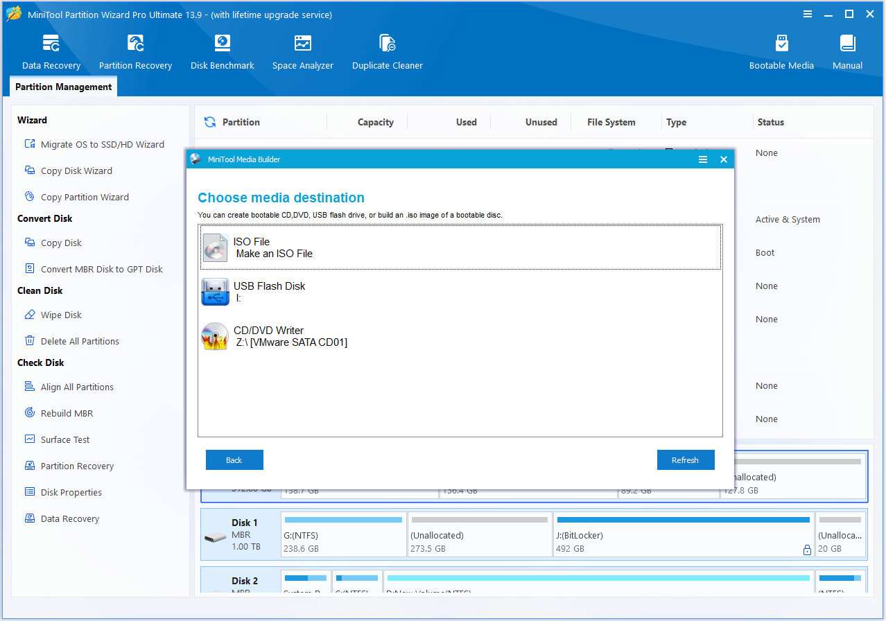 The MiniTool Media builder interface with the selected USB Flash Disk option.